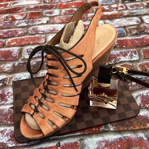 Cole Haan leather brown wedges - Picture 4 of 9